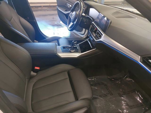 Used 2020 BMW 330i xDrive 330i xDrive w/ M Sport Package image 10