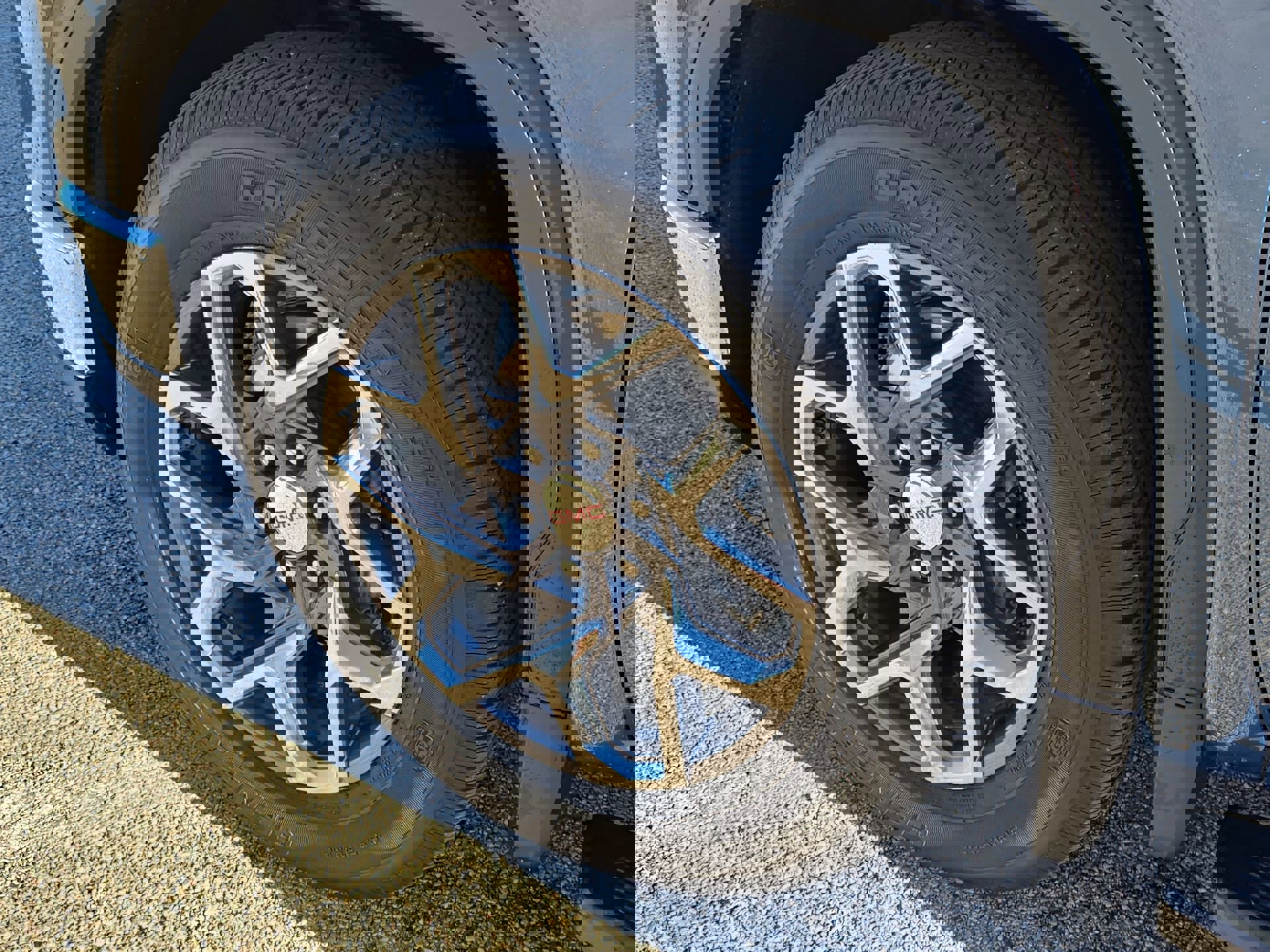 Used 2024 GMC Sierra 1500 SLT image 11