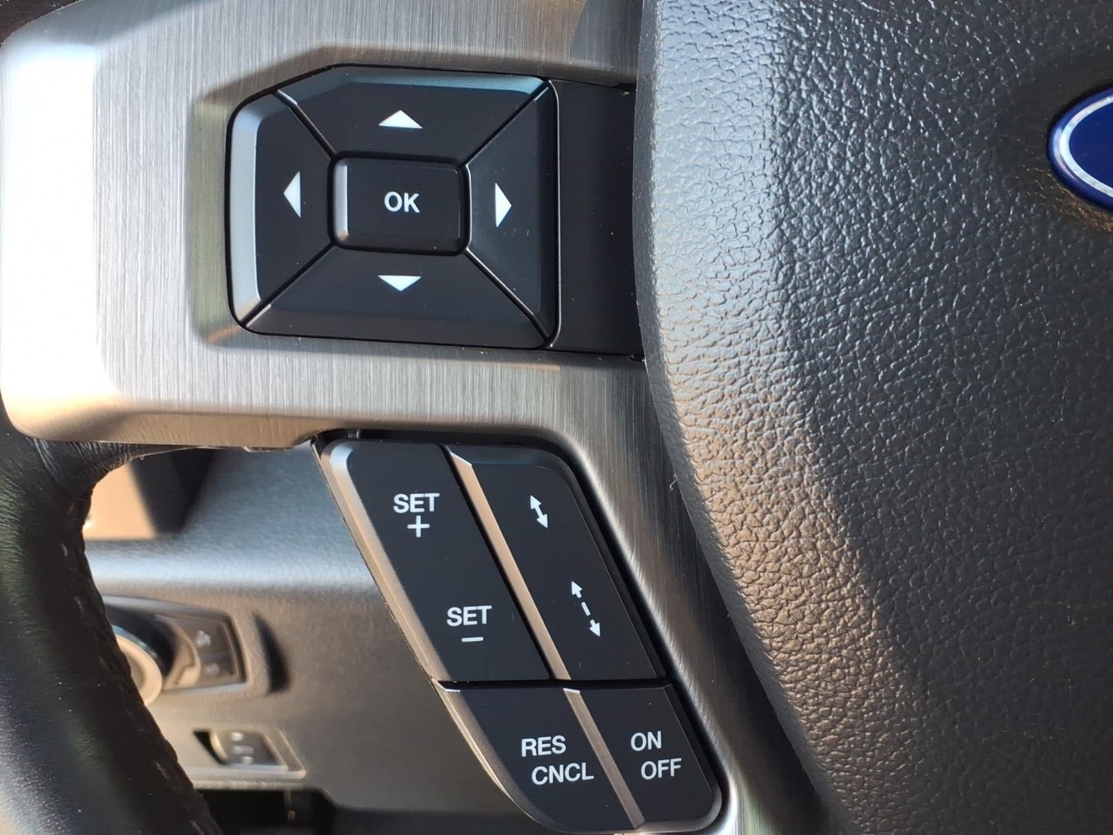 Certified 2022 Ford F350 Platinum AWD/4WD image 24