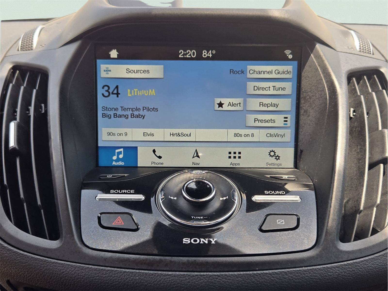 Certified 2019 Ford Escape Titanium w/ U9j03 - Titanium Tow Package AWD/4WD image 16