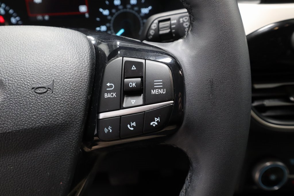 Certified 2022 Ford Escape SE w/ Cold Weather Package image 30