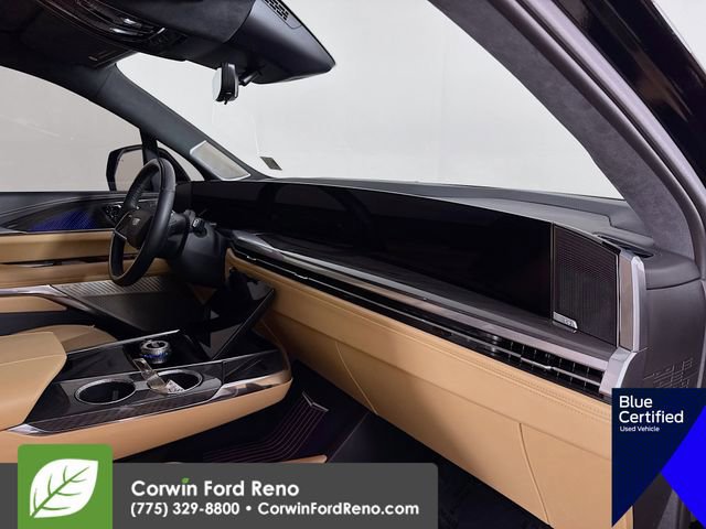 Used 2025 Cadillac Escalade IQ Luxury 2 image 39
