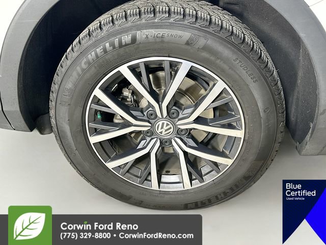 Used 2020 Volkswagen Tiguan SE image 32