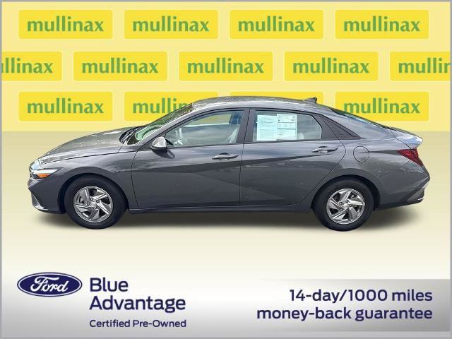 Used 2024 Hyundai Elantra SE FWD image 12