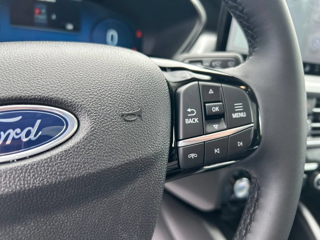 Certified 2023 Ford Escape Platinum AWD/4WD image 21