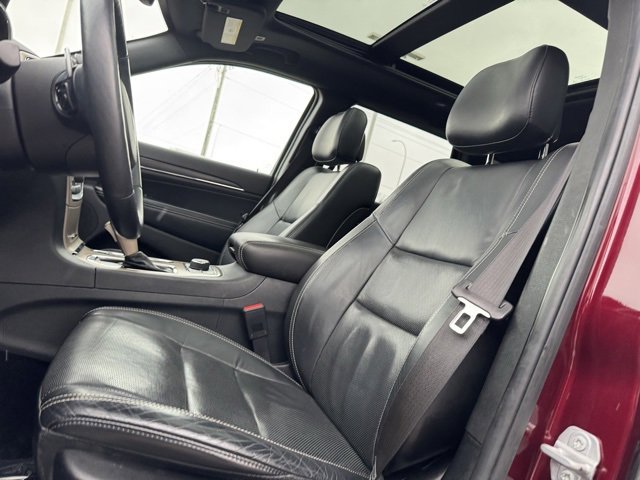 Used 2017 Jeep Grand Cherokee Limited w/ Luxury Group II image 9