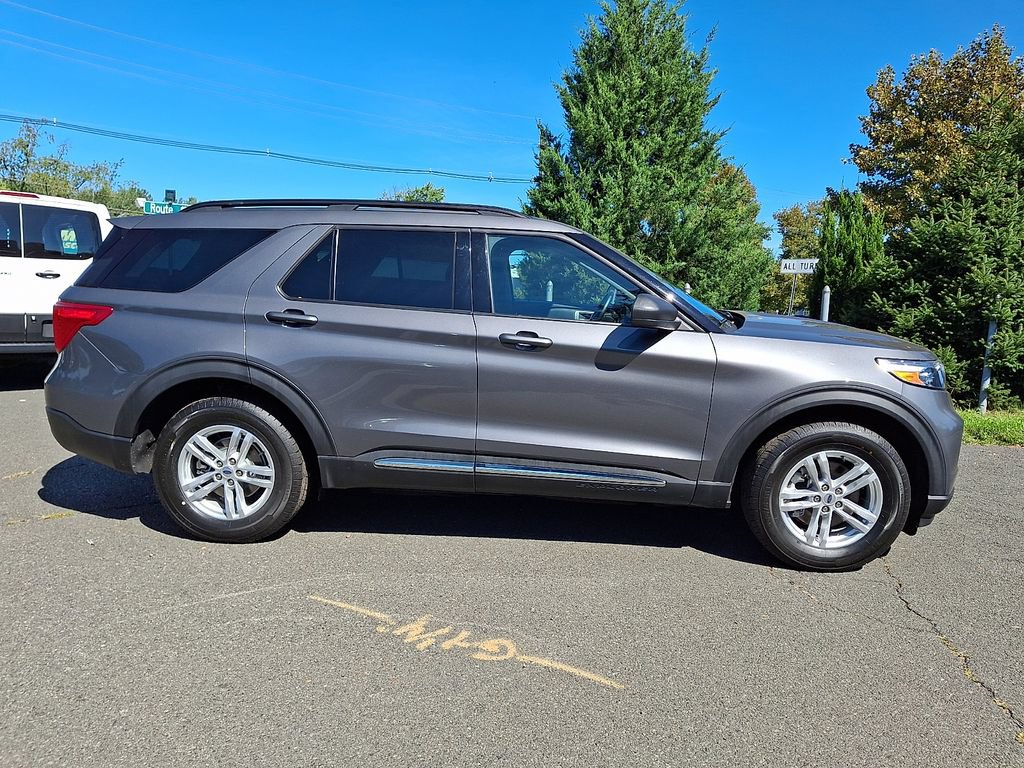 Certified 2023 Ford Explorer XLT AWD/4WD image 10