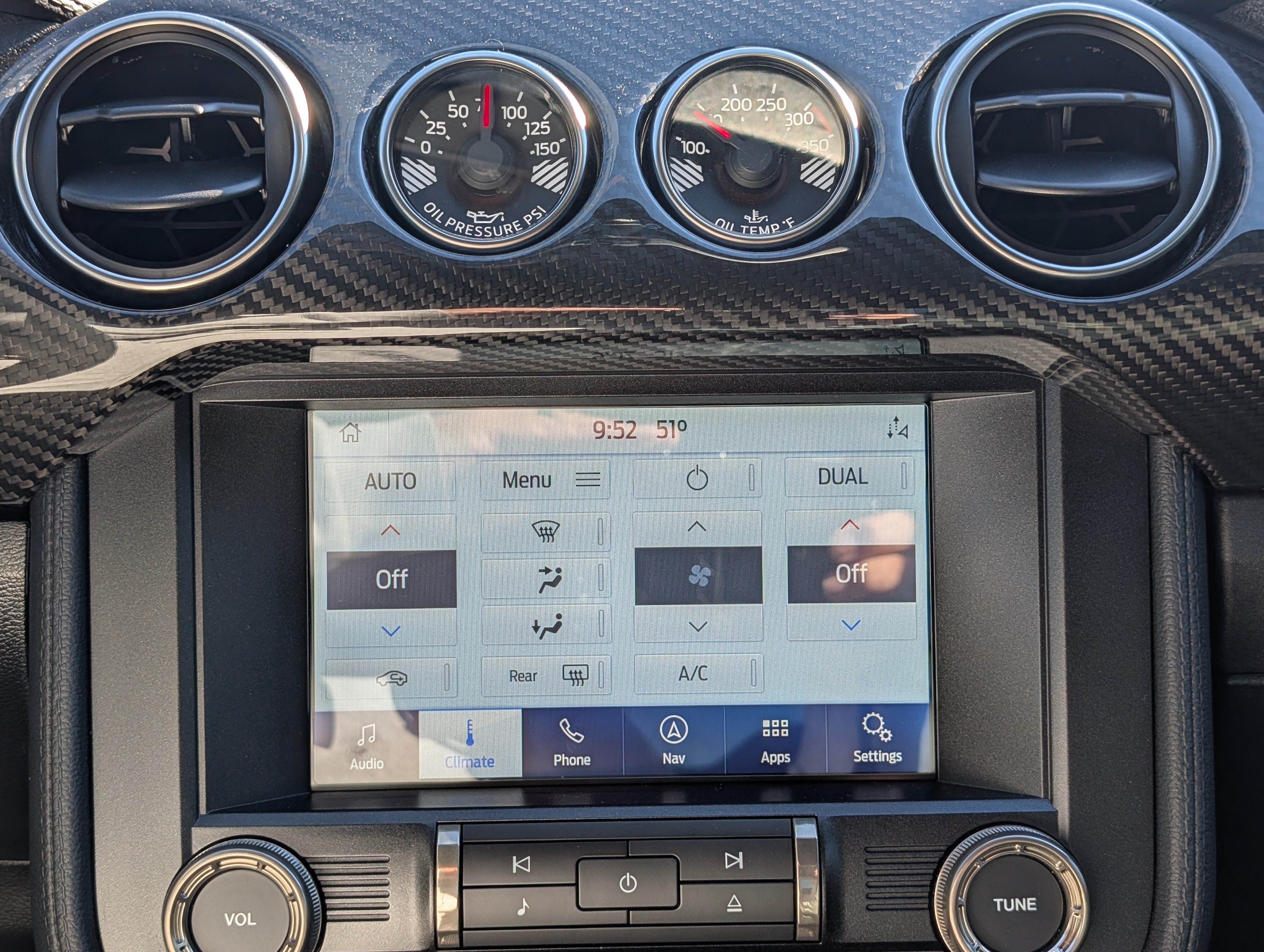 Certified 2020 Ford Mustang Shelby GT500 w/ Technology Package RWD image 25