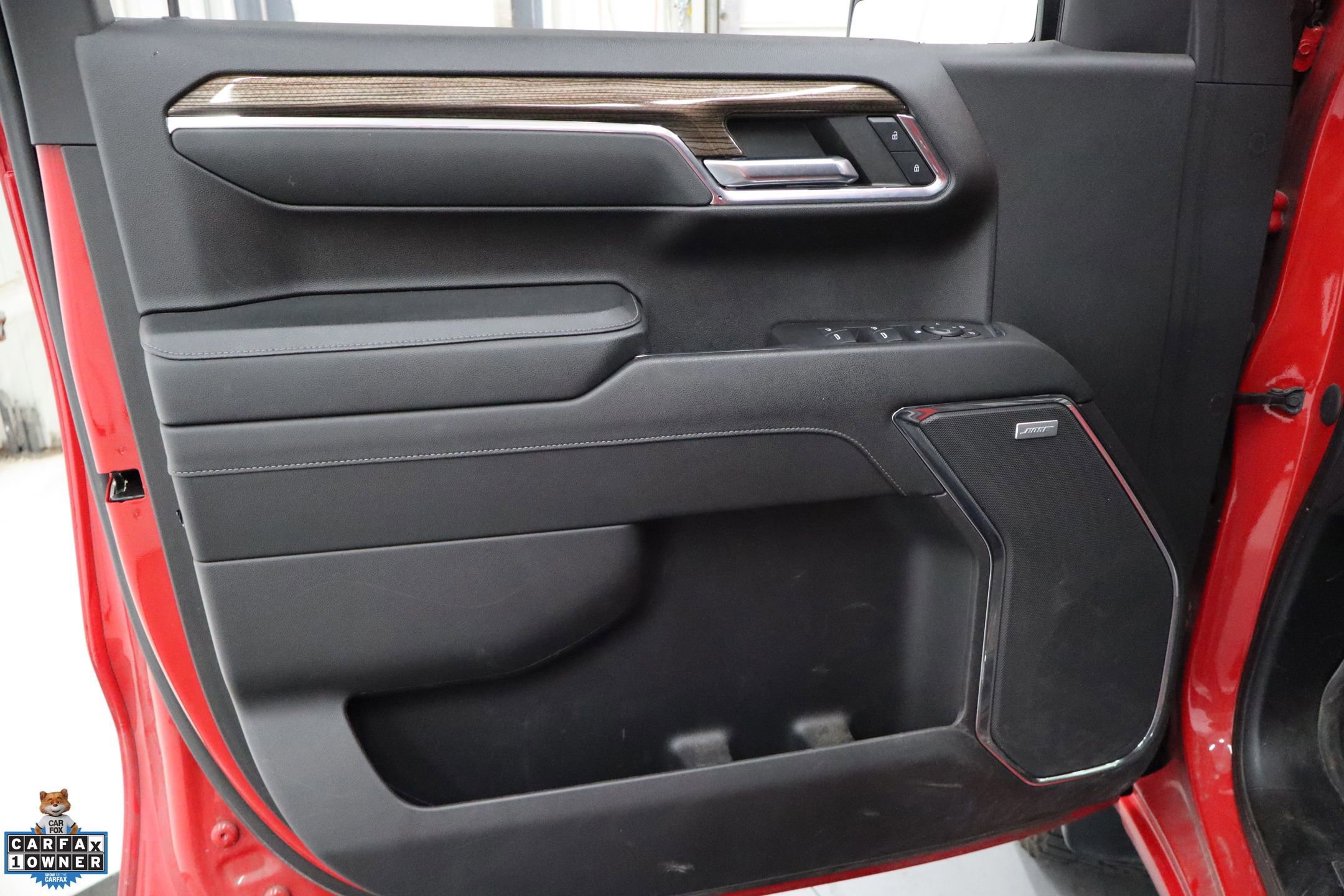 Used 2024 Chevrolet Silverado 1500 LT Trail Boss w/ Convenience Package II image 11