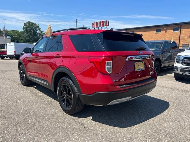 Certified 2024 Ford Explorer XLT w/ Equipment Group 202A AWD/4WD image 25