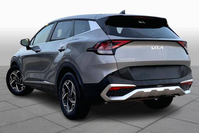 Used 2023 Kia Sportage LX image 2