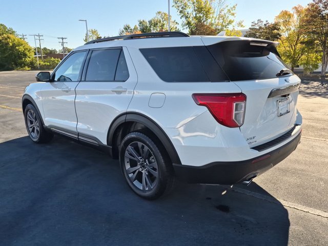 Certified 2023 Ford Explorer XLT w/ Equipment Group 202A AWD/4WD image 6