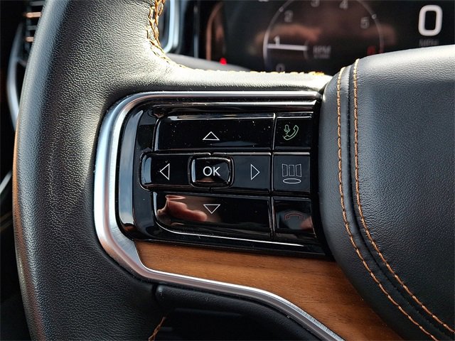 Used 2024 Jeep Grand Wagoneer L Series III image 21