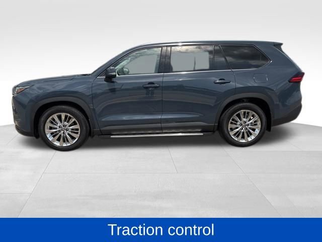 Used 2025 Toyota Grand Highlander AWD image 2