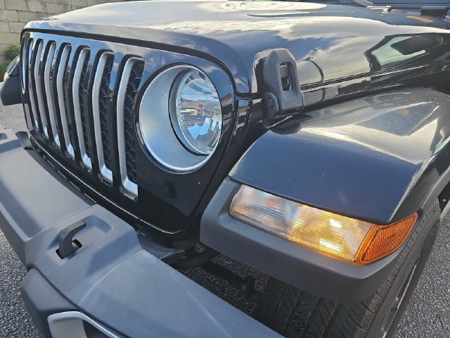 Used 2023 Jeep Gladiator Overland AWD/4WD image 33
