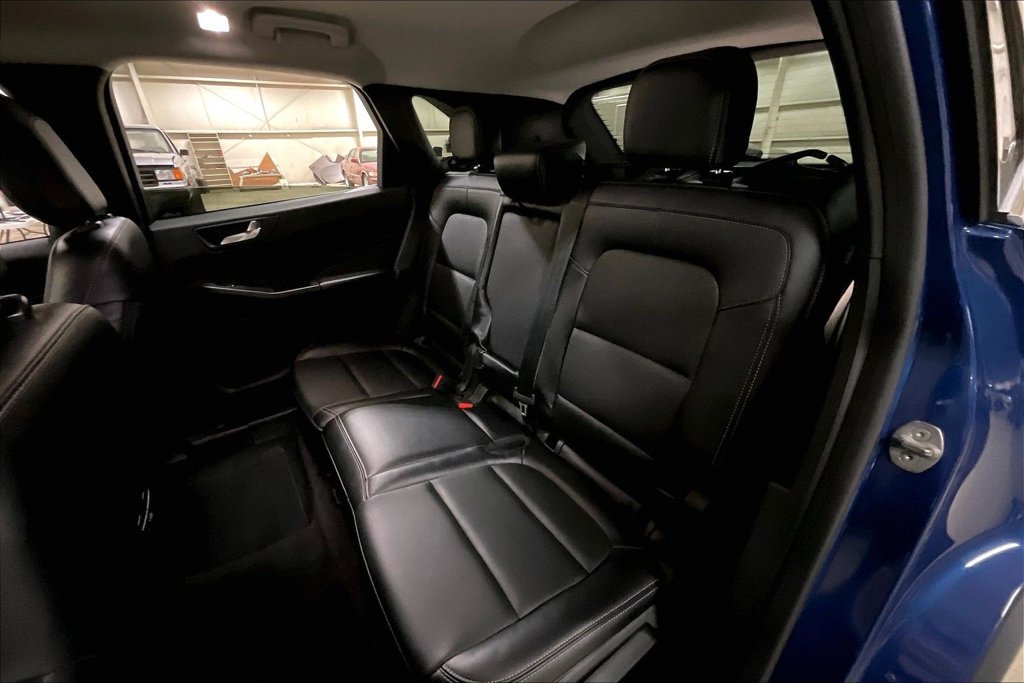 Certified 2023 Ford Escape Platinum AWD/4WD image 24