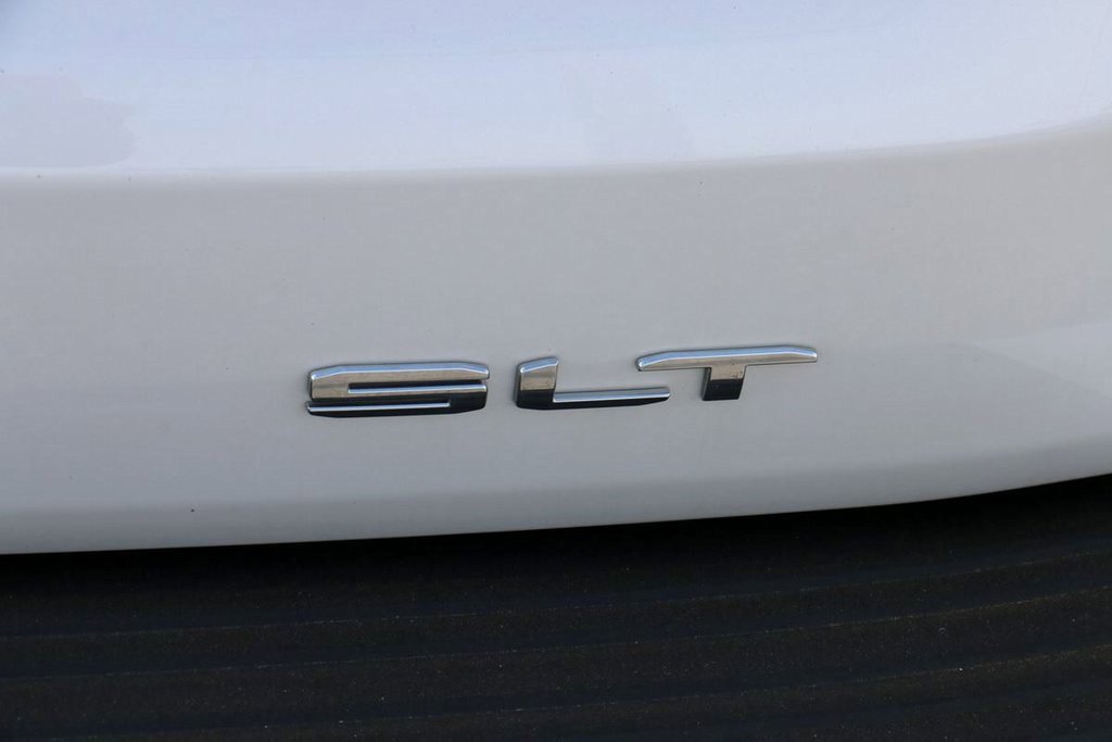 Used 2024 GMC Yukon SLT image 10