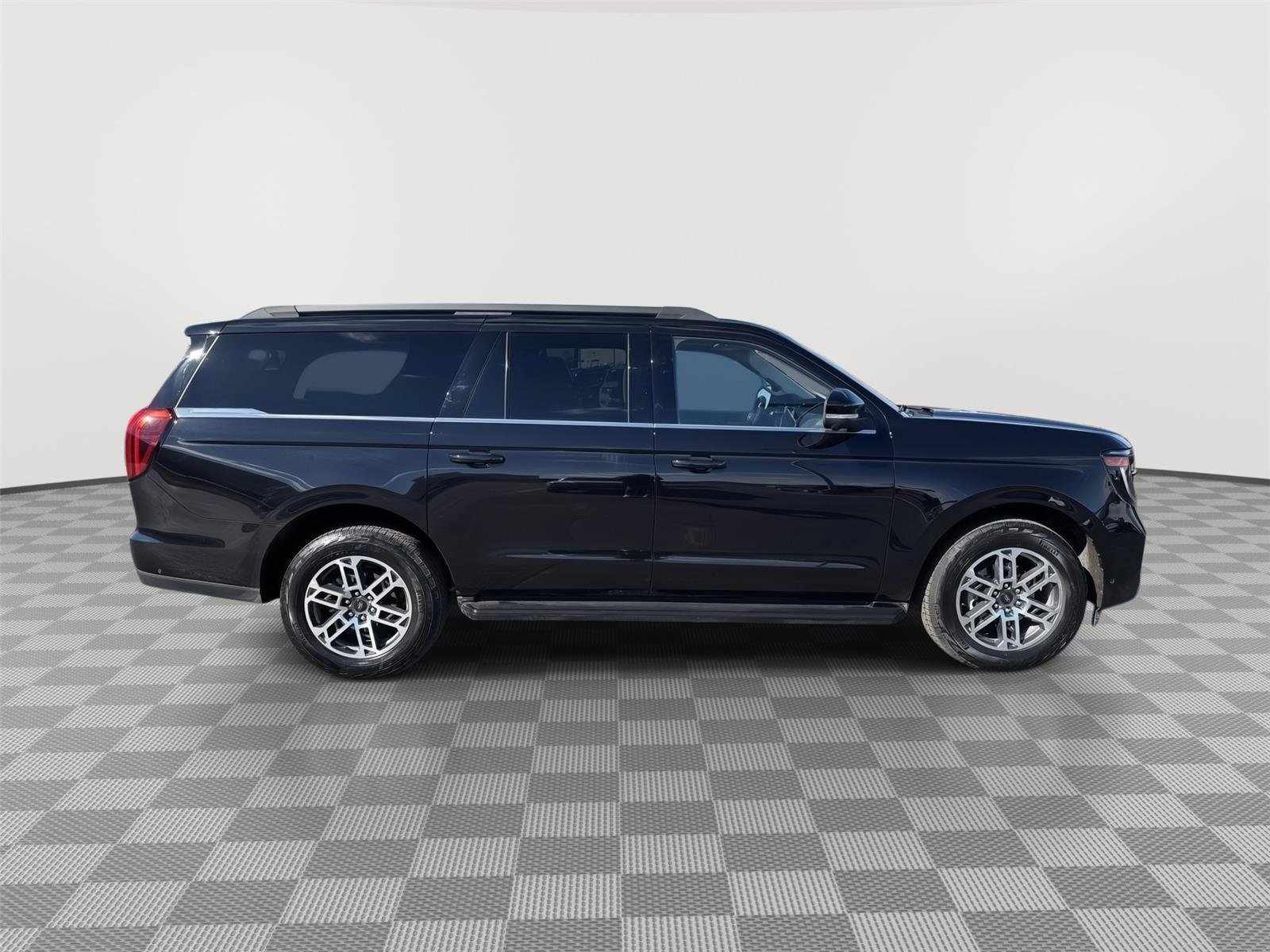 Certified 2025 Ford Expedition Max Active image 6