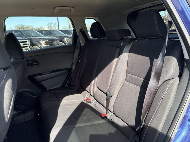 Used 2023 Nissan Rogue S image 42