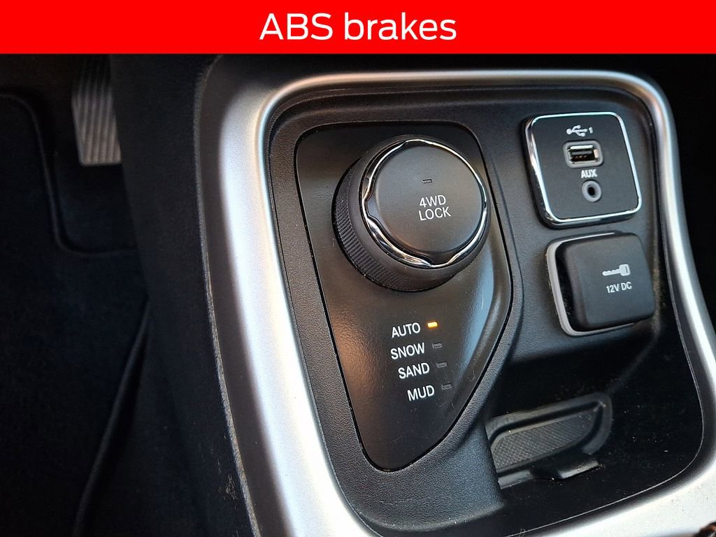 Used 2021 Jeep Compass Latitude w/ Trailer Tow Group AWD/4WD image 23