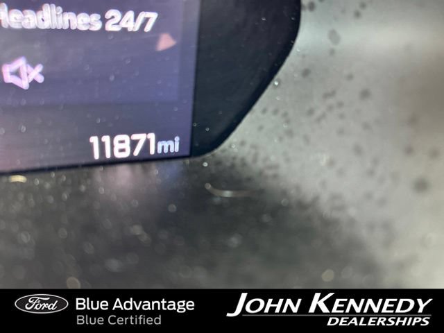 Used 2024 Chevrolet Colorado Trail Boss w/ Technology Package AWD/4WD image 22