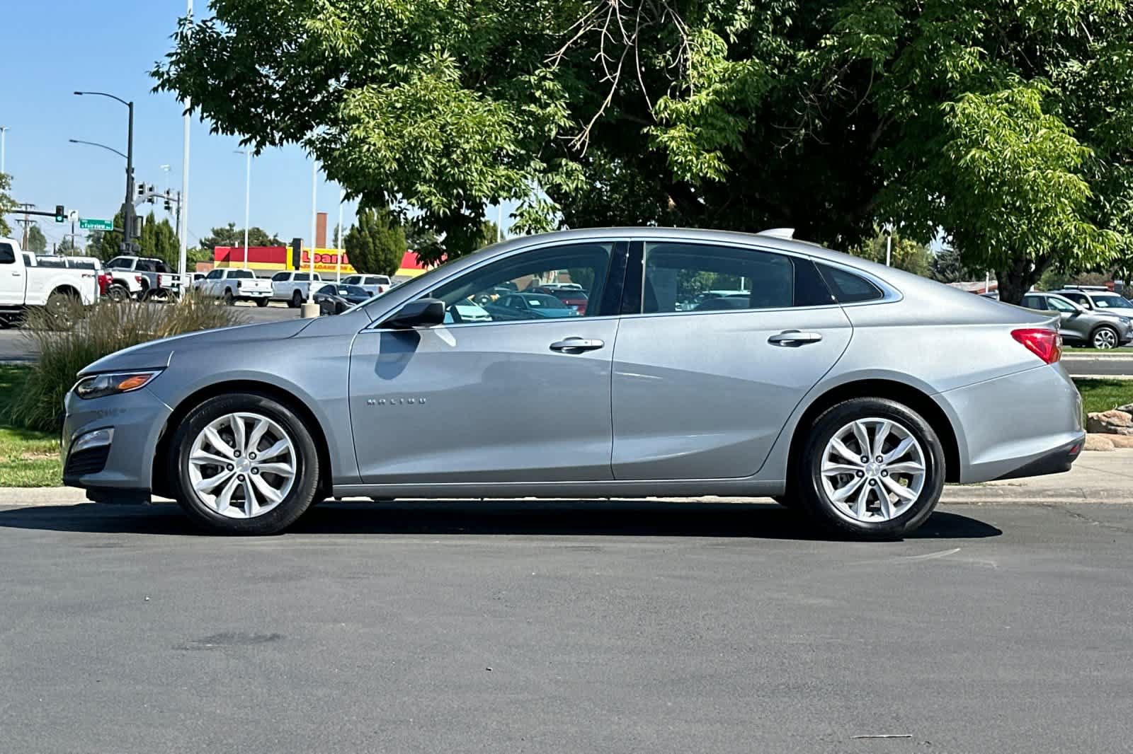 Used 2024 Chevrolet Malibu LT FWD image 5