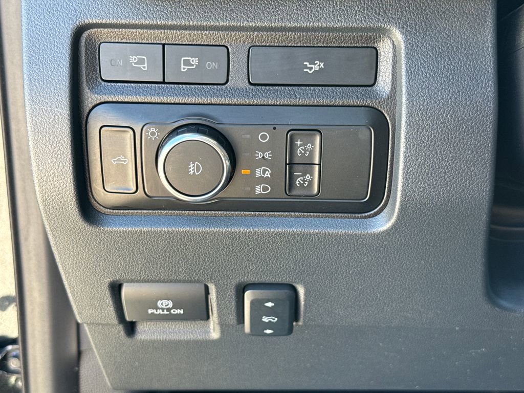 Certified 2024 Ford F350 Lariat w/ Lariat Ultimate Package AWD/4WD image 14