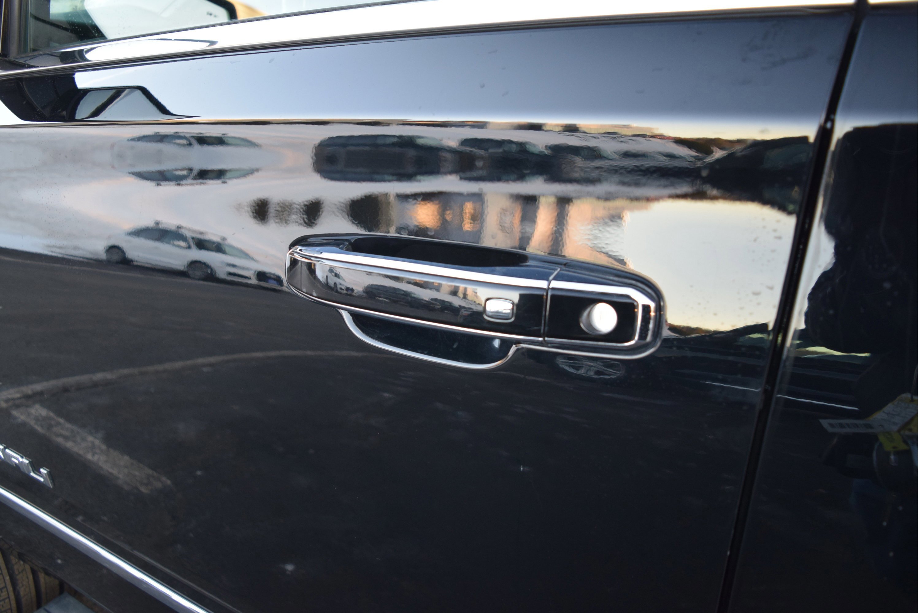 Used 2020 GMC Yukon XL Denali w/ Denali Ultimate Package image 11