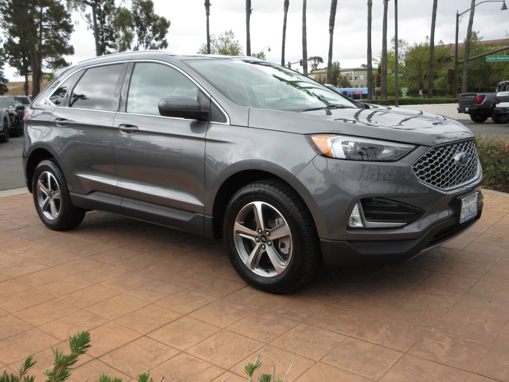 Certified 2023 Ford Edge SEL w/ Convenience Package AWD/4WD image 6
