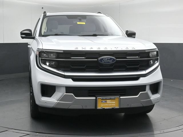 Certified 2025 Ford Expedition Max Platinum w/ Driver's Package AWD/4WD image 2