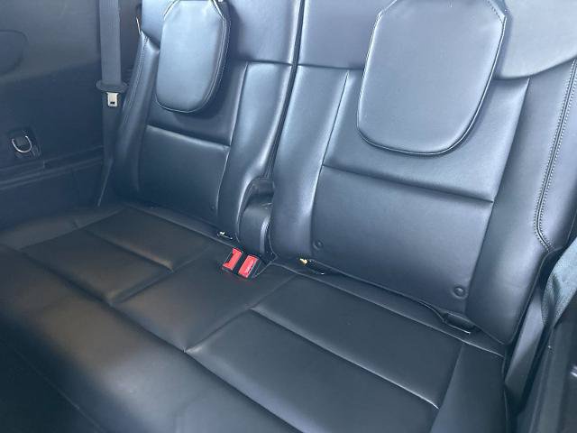 Certified 2021 Ford Explorer XLT w/ Equipment Group 202A RWD image 14