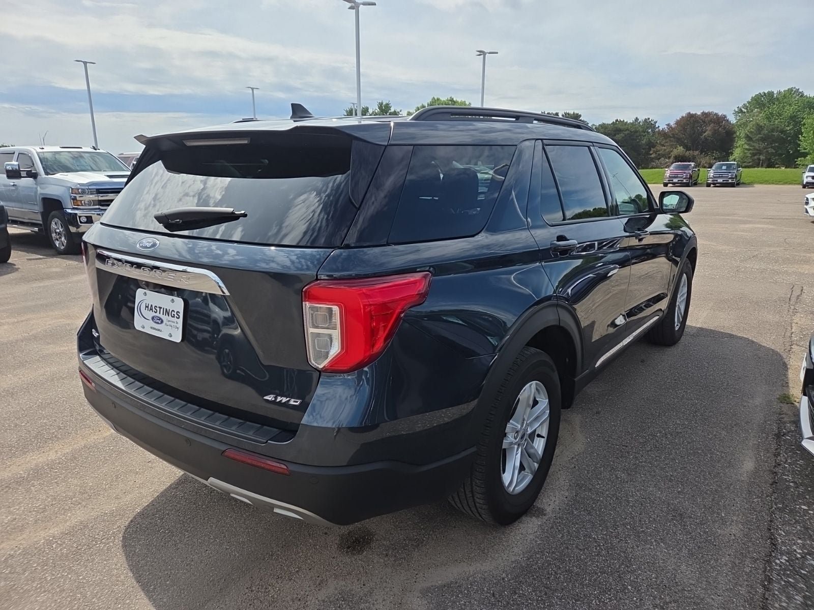 Certified 2023 Ford Explorer XLT w/ Equipment Group 202A AWD/4WD image 14
