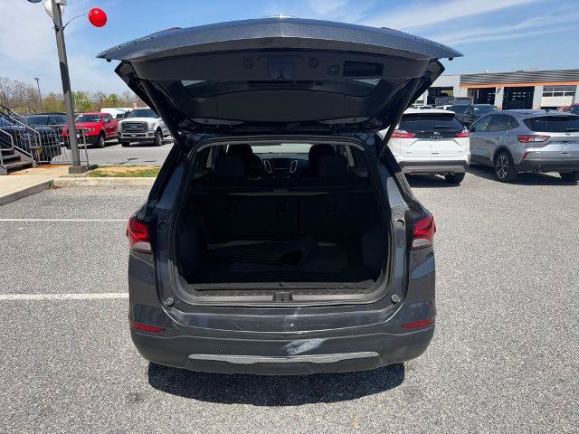 Used 2023 Chevrolet Equinox LT AWD/4WD image 9