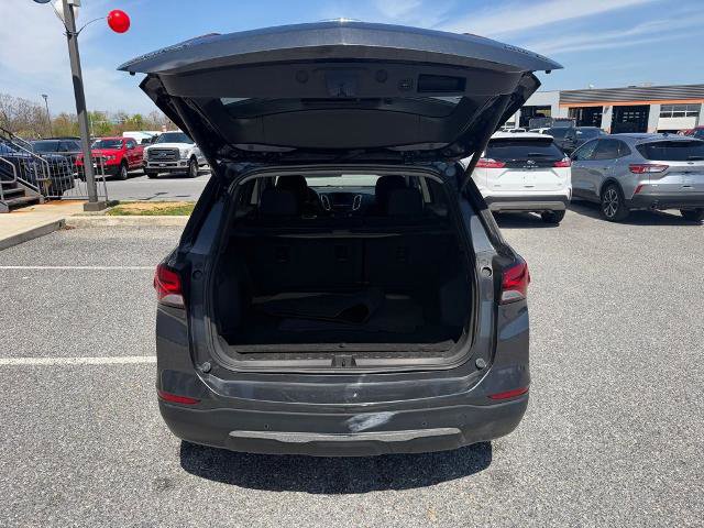 Used 2023 Chevrolet Equinox LT image 9
