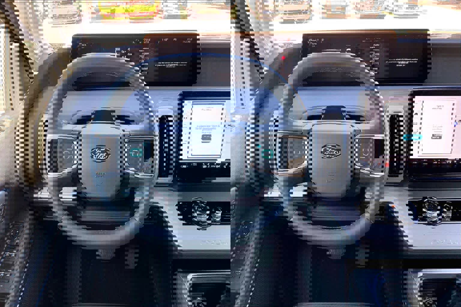 Certified 2025 Ford Expedition Active image 9