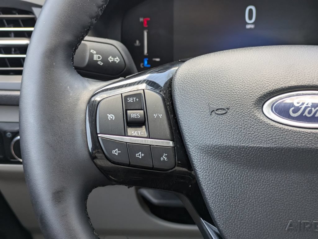 Certified 2025 Ford Escape Active w/ Cold Weather Package FWD image 25
