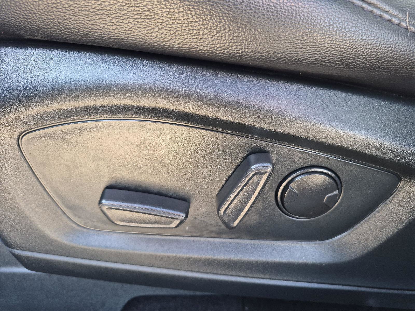 Certified 2023 Ford Explorer Limited w/ Equipment Group 301A image 20