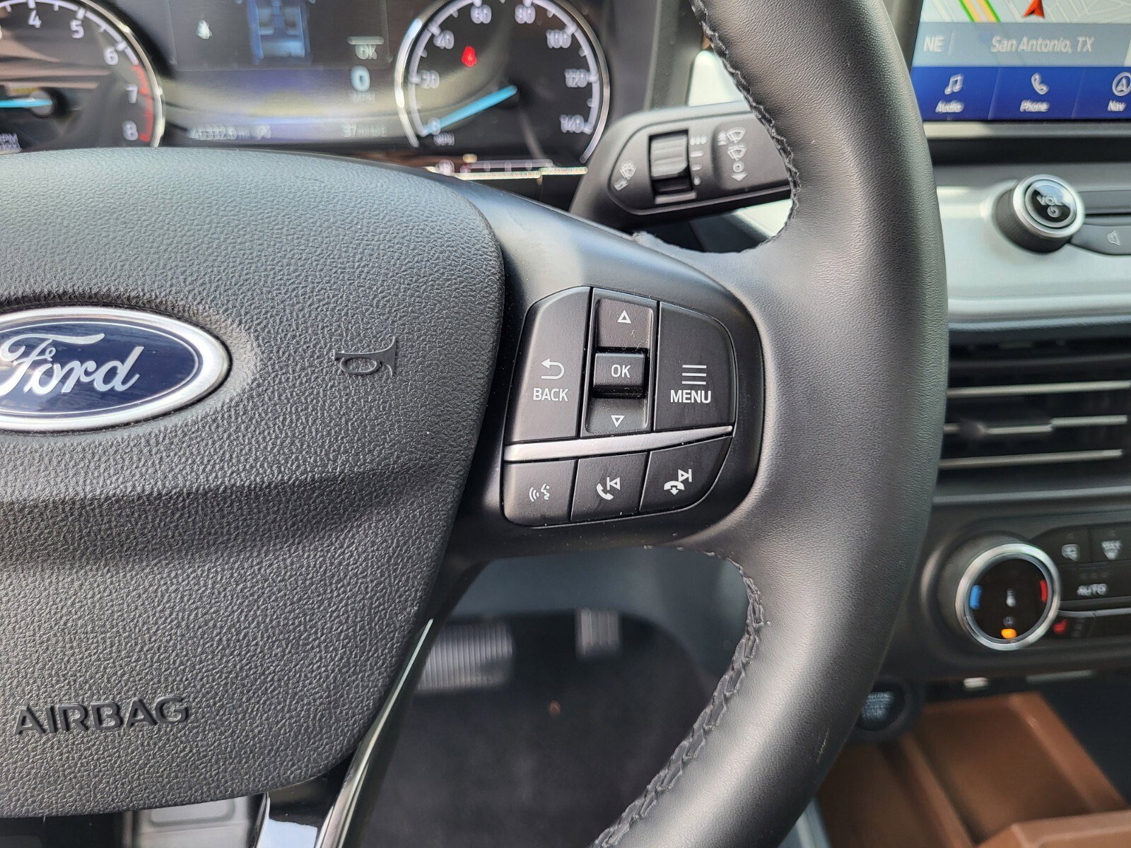 Certified 2023 Ford Maverick Lariat w/ Lariat Luxury Package AWD/4WD image 30