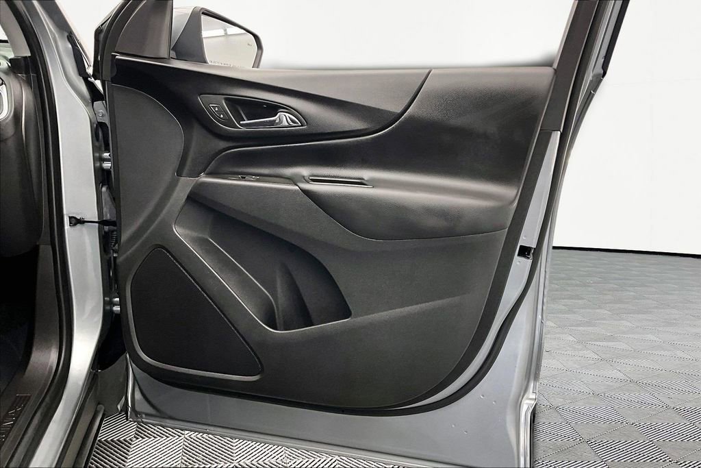 Used 2024 Chevrolet Equinox LT image 24