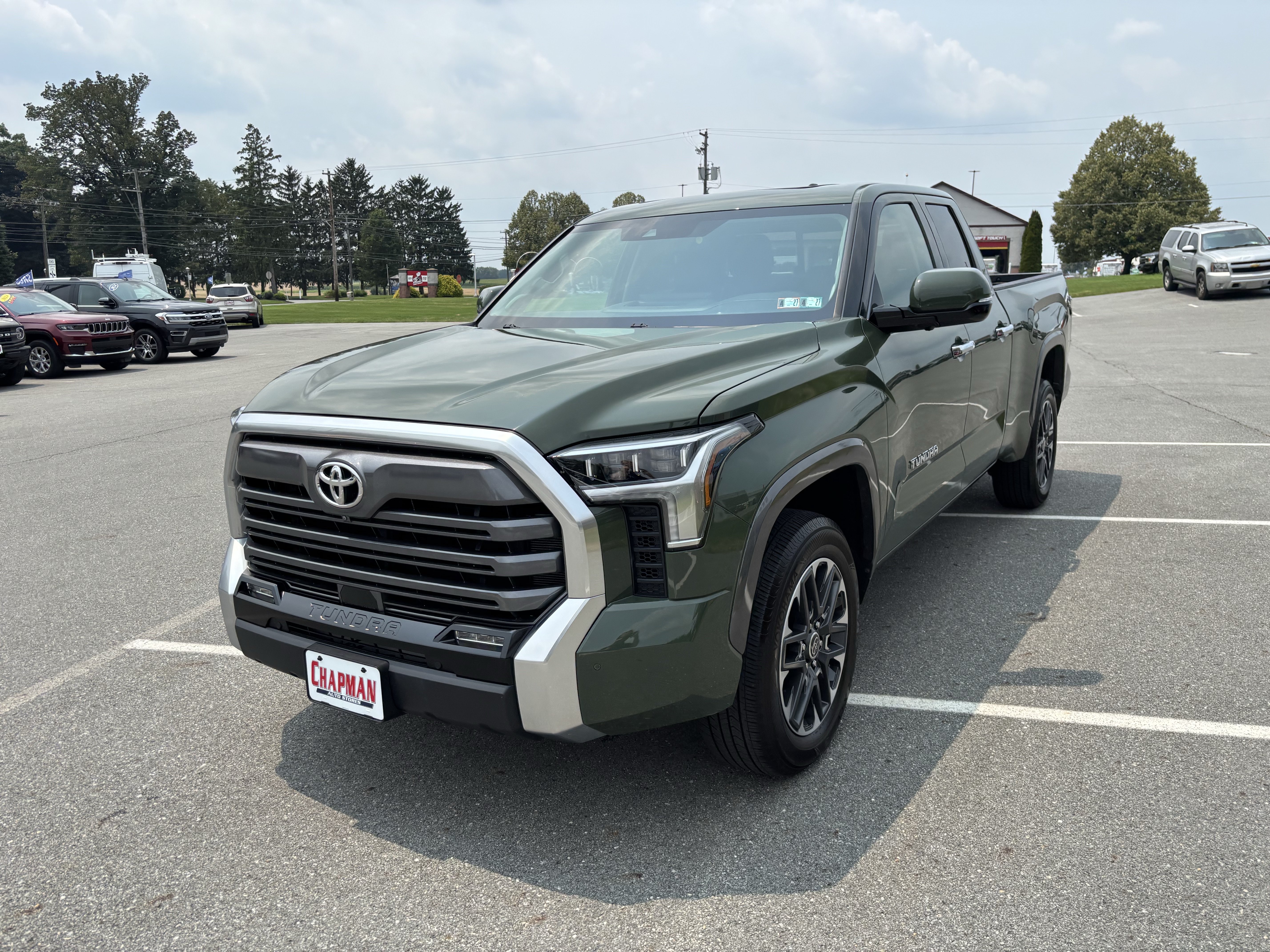 Used 2022 Toyota Tundra Limited AWD/4WD image 3