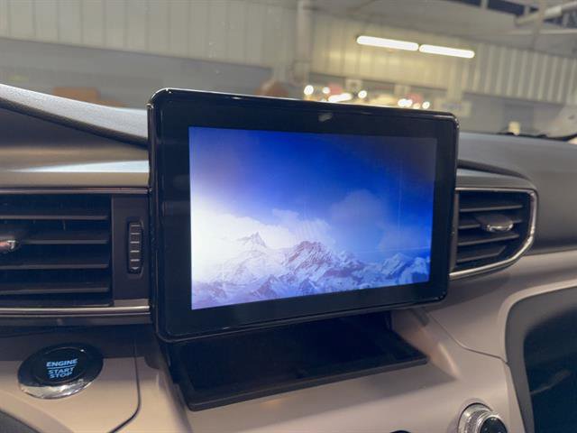 Certified 2024 Ford Explorer XLT w/ Equipment Group 202A image 13