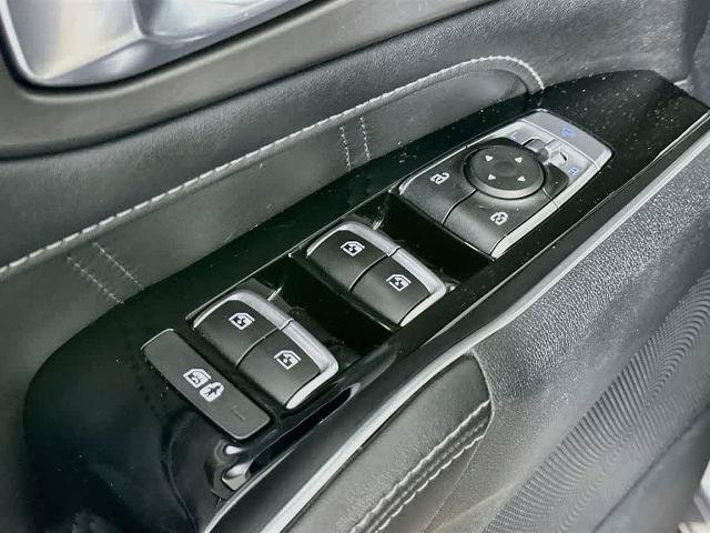 Used 2023 Kia Sorento SX AWD/4WD image 30