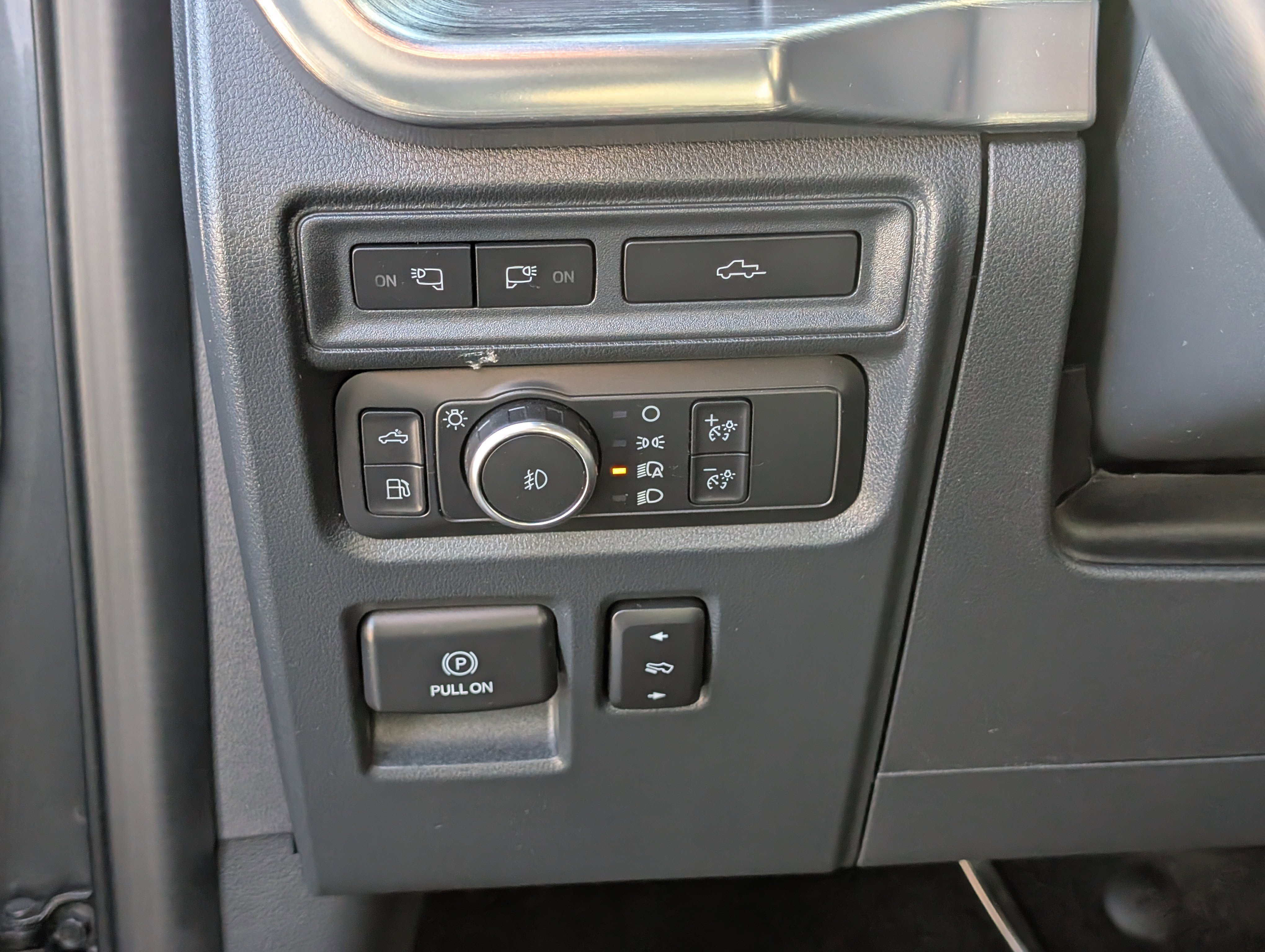 Certified 2022 Ford F150 Lariat w/ Equipment Group 502A High image 21