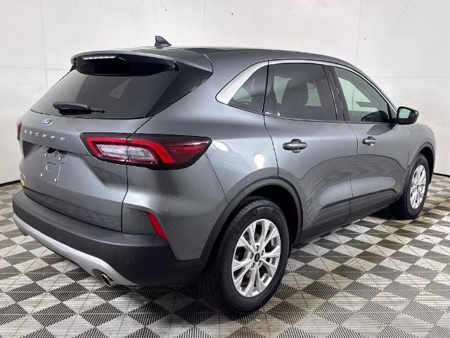 Certified 2024 Ford Escape Active w/ Tech Pack #1 FWD image 3