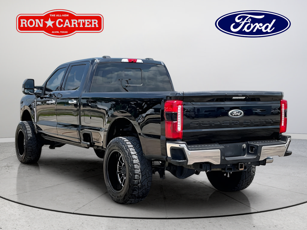 Certified 2024 Ford F250 Lariat w/ Lariat Ultimate Package AWD/4WD image 4