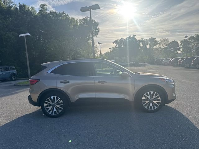 Certified 2020 Ford Escape Titanium w/ Titanium Premium Package 2.0 image 6