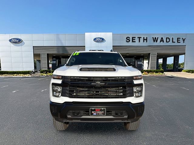 Used 2025 Chevrolet Silverado 2500 W/T w/ WT Convenience Package image 2