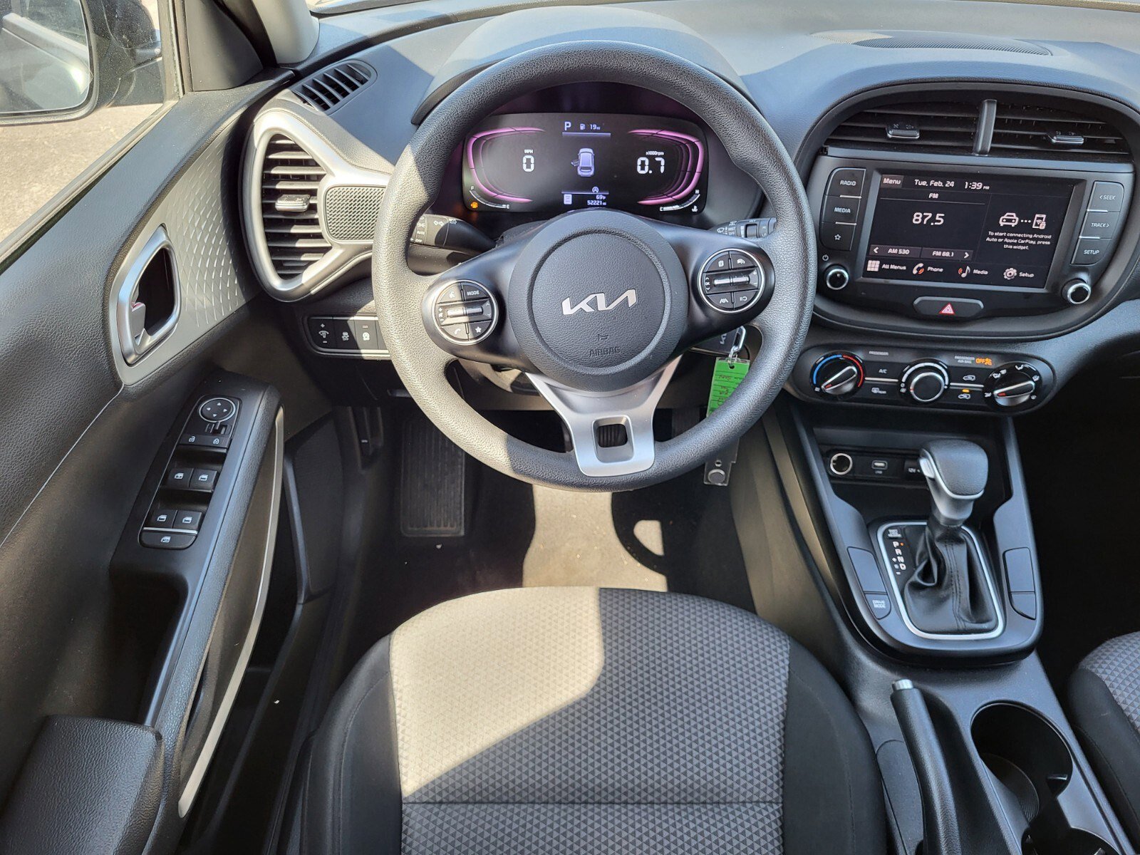 Used 2024 Kia Soul LX w/ Option Group 015 image 14