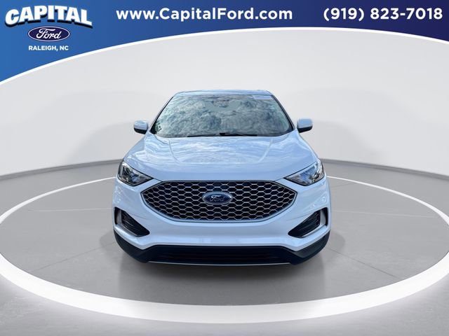 Certified 2024 Ford Edge SEL image 3