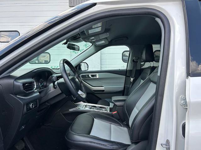 Certified 2024 Ford Explorer XLT w/ Equipment Group 202A AWD/4WD image 7